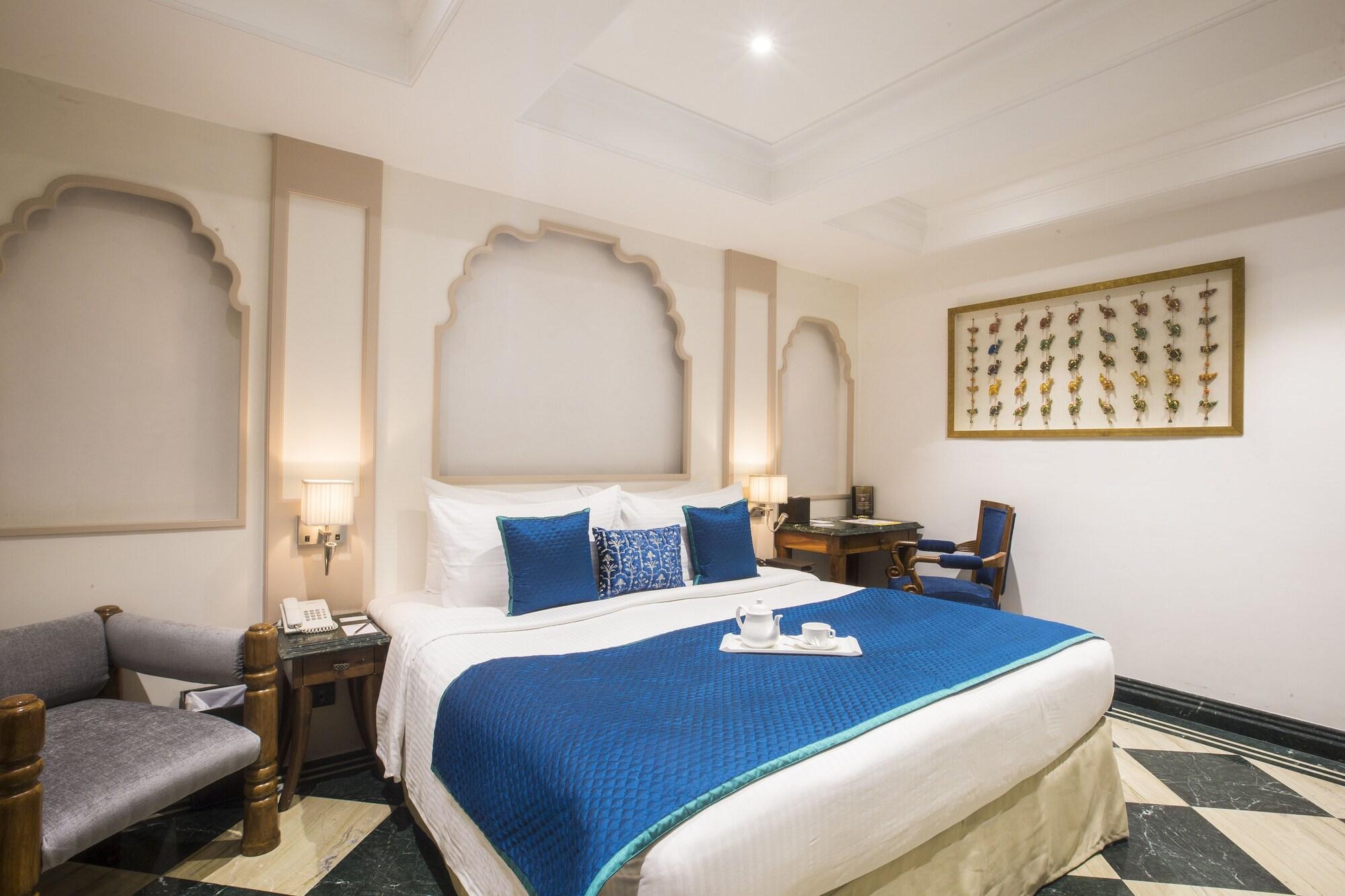 Hotel Bawa Continental Мумбаи Экстерьер фото