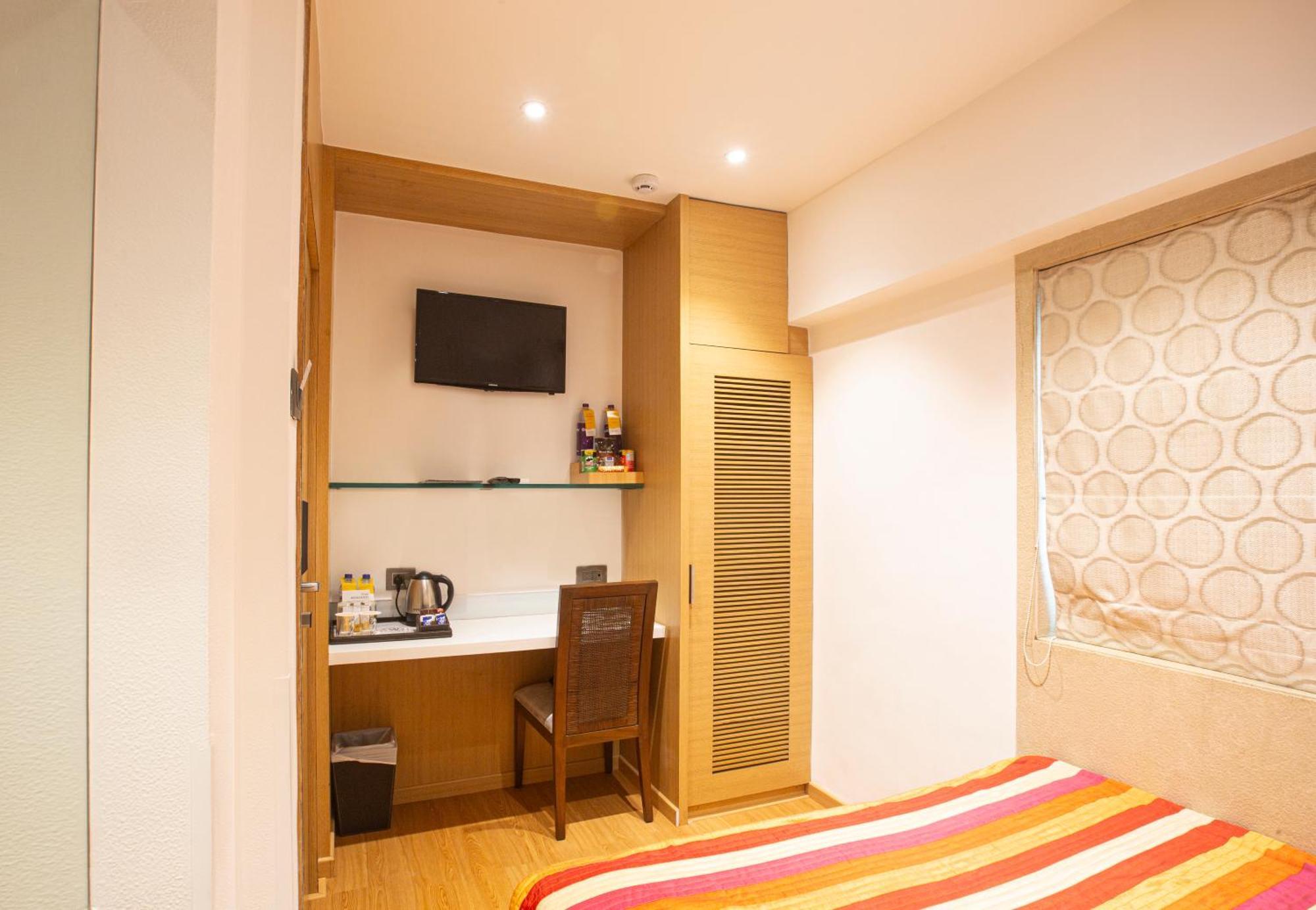 Hotel Bawa Continental Мумбаи Экстерьер фото