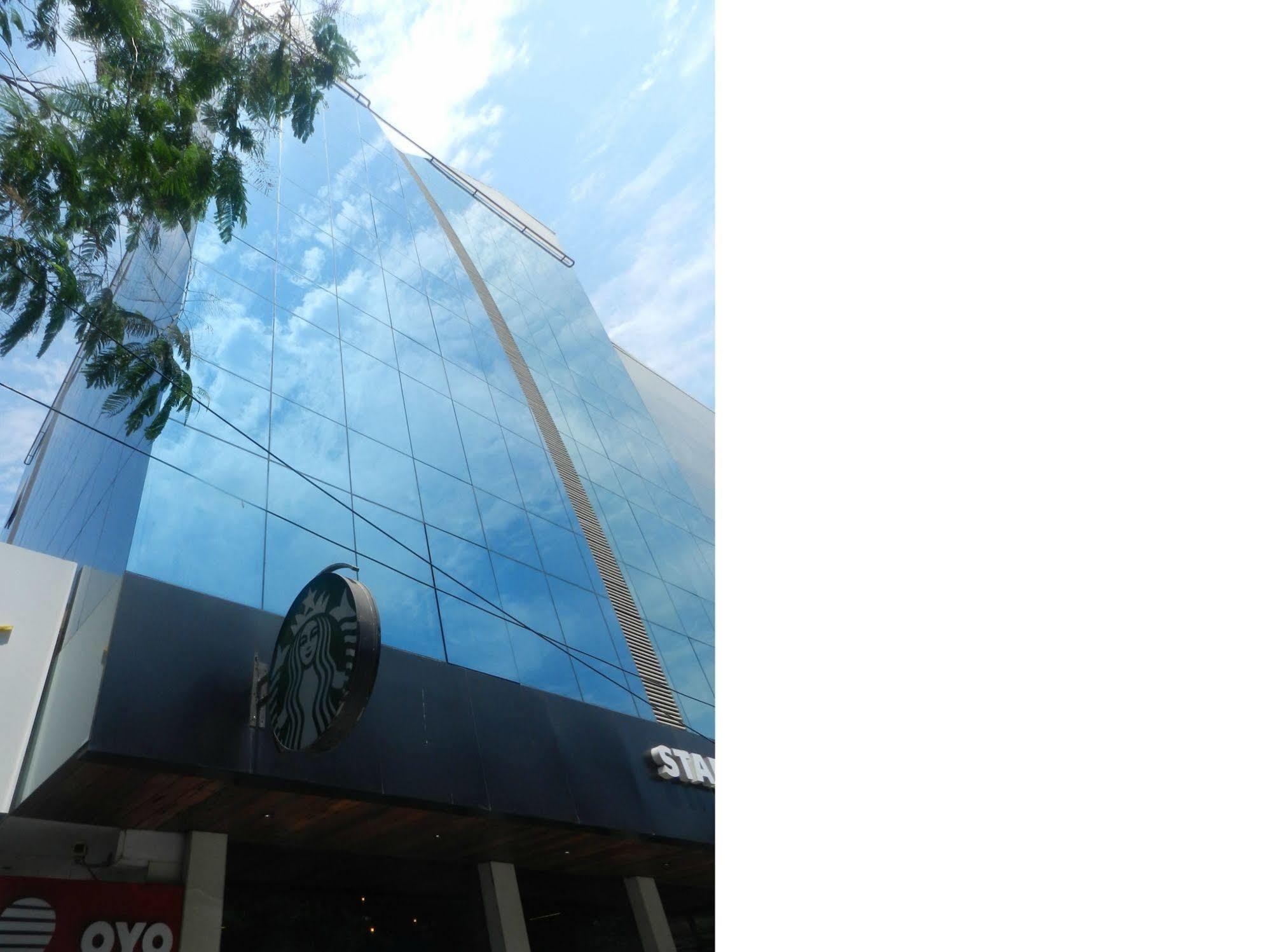 Hotel Bawa Continental Мумбаи Экстерьер фото